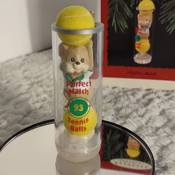 Vtg 1993 Hallmark Keepsake "Perfect Match" Christmas Ornament - Picture 4 of 6